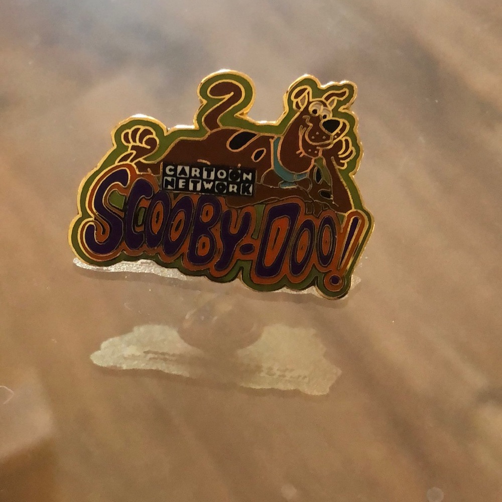 Cartoon Network Scooby-Doo Pin - Picture 2 of 5